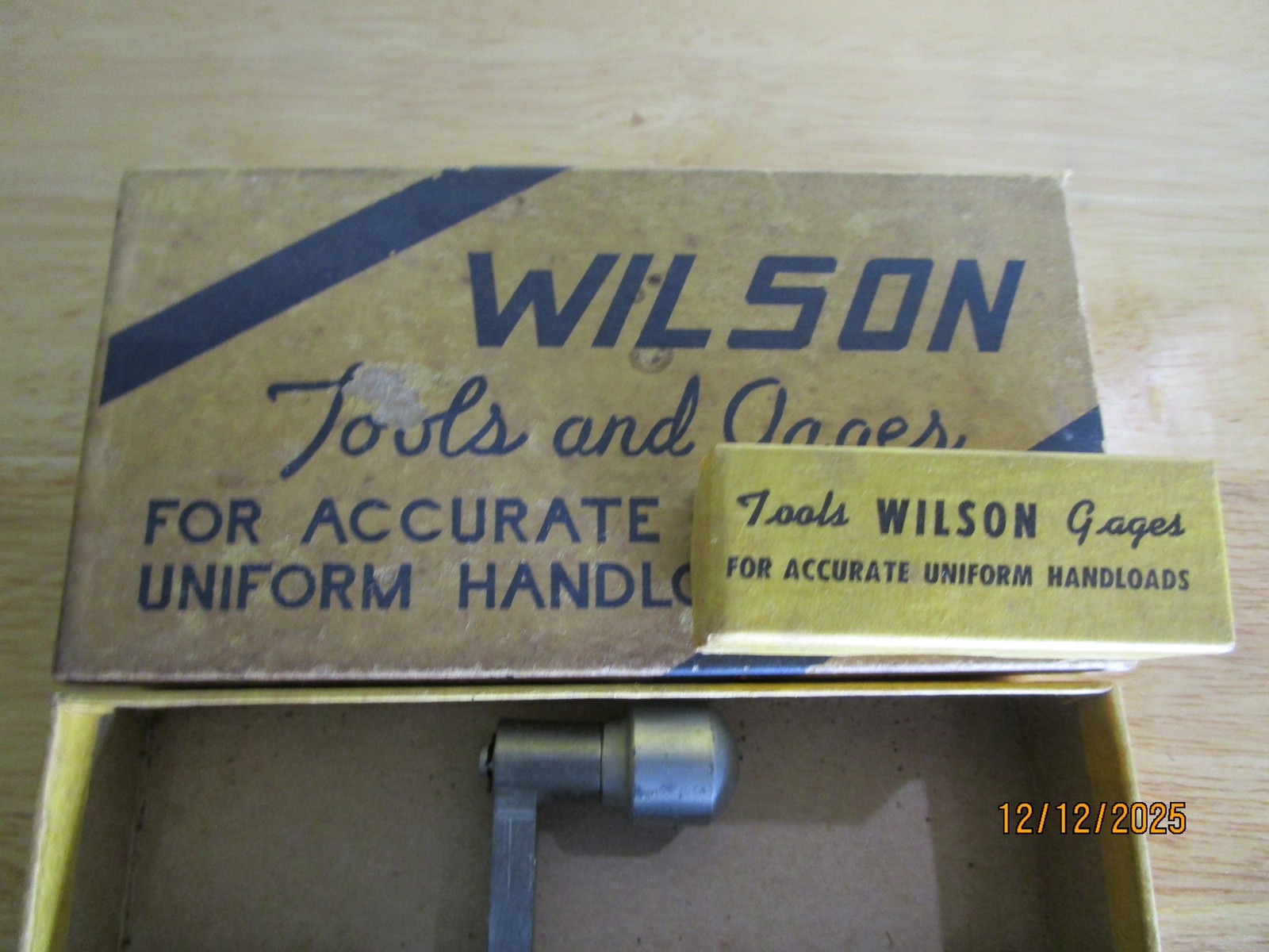 Wilson Tools & Gages Universal Case Trimmer w Burring Tool