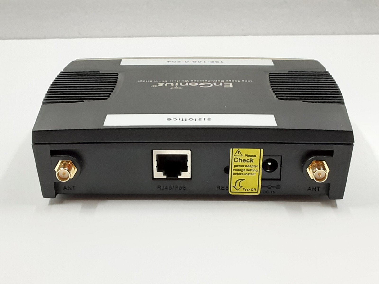 EnGenius ECB350 Wireless-N 300 Mbps Access Point Long Range Gigabit - READ!