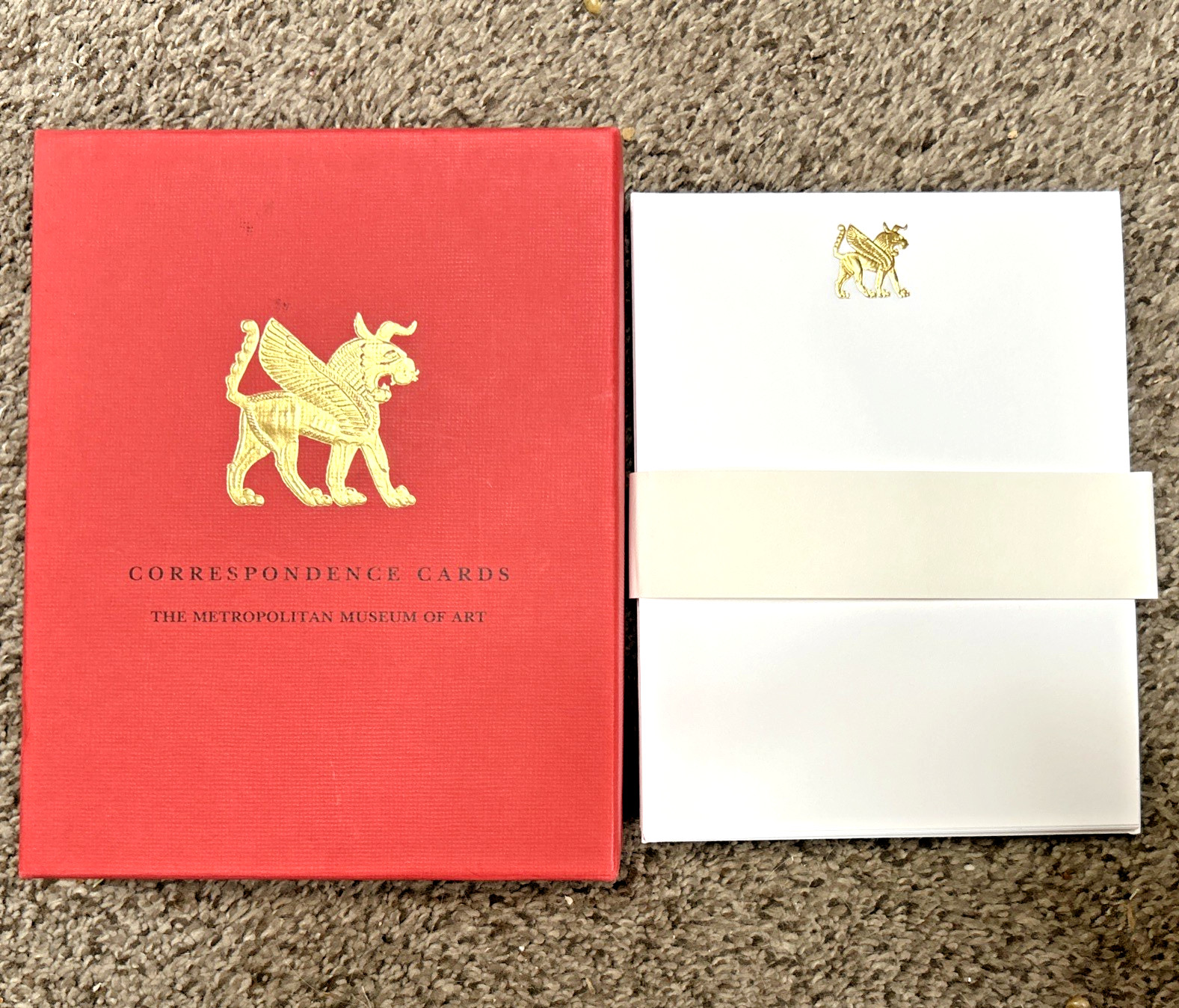 THE METROPOLITAN MUSEUM OF ART, EMBOSSED CORRESPONDENCE CARDS, NIB Plus Extra