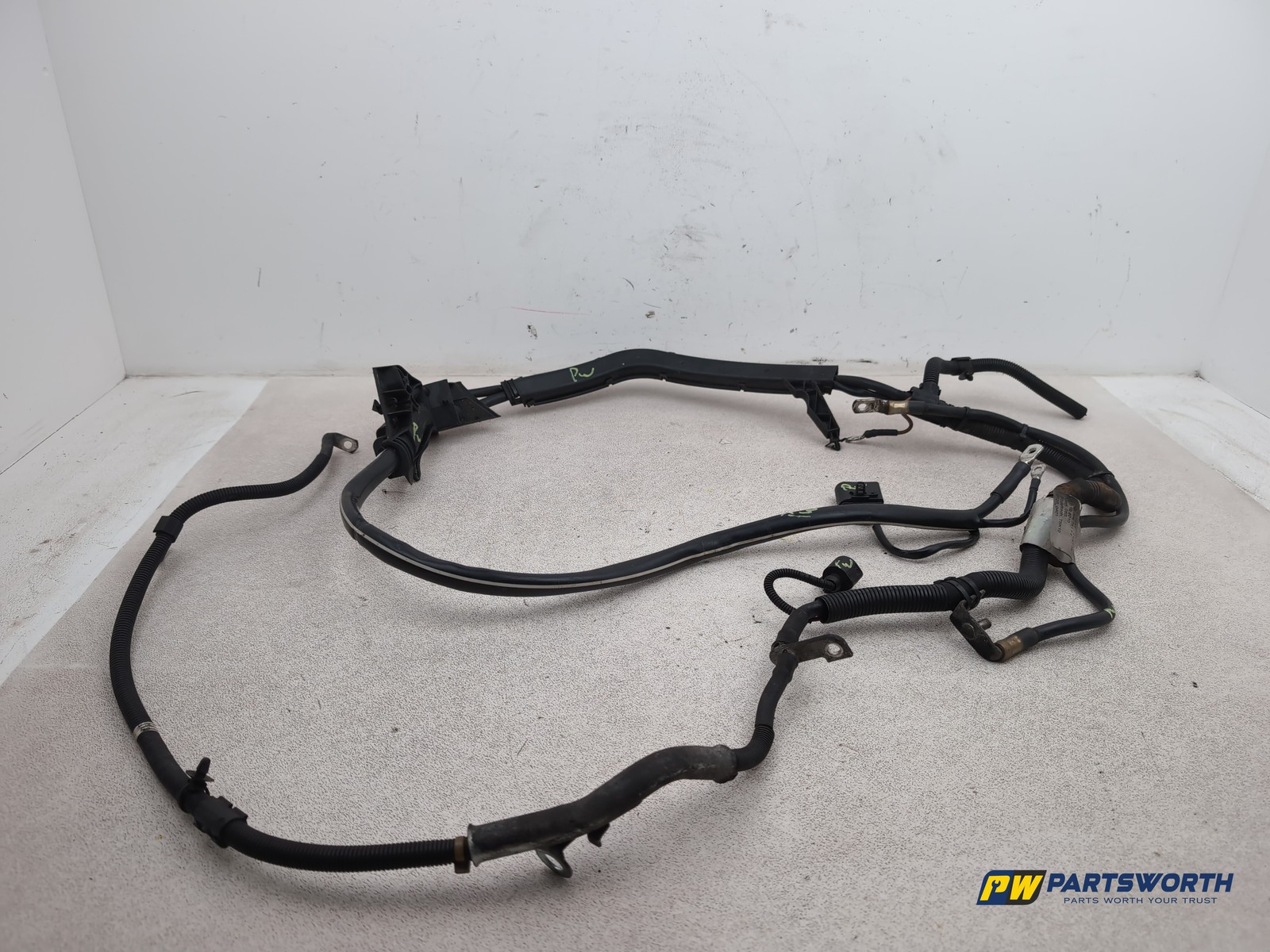 AUDI A6 SE TDI Starter Alternator Positive Wire Harness Cable 4G2971228F