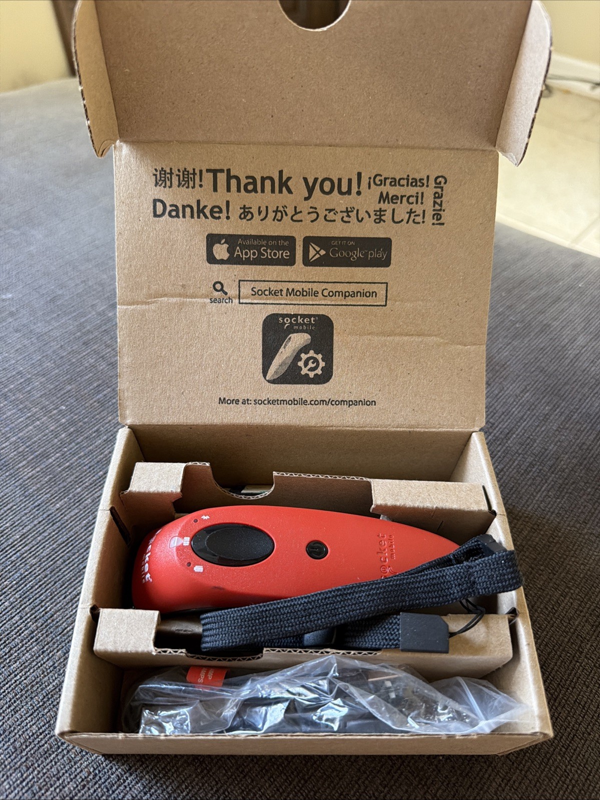 Socket Mobile SocketScan S700 1D Bluetooth Barcode Scanner Red Open Box No Cable