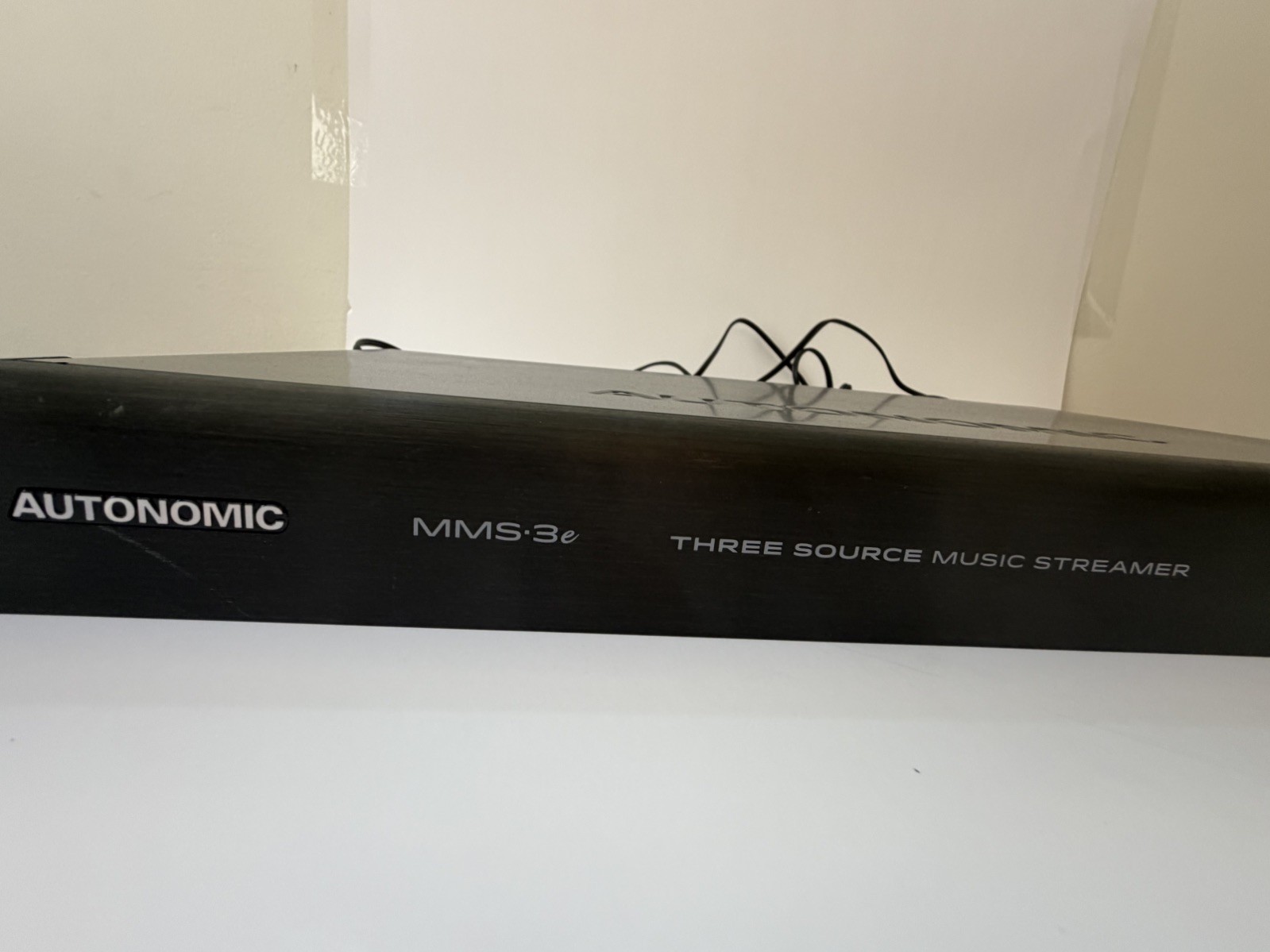 Autonomic AU-MMS-3E-R1 Three Source Music Streamer
