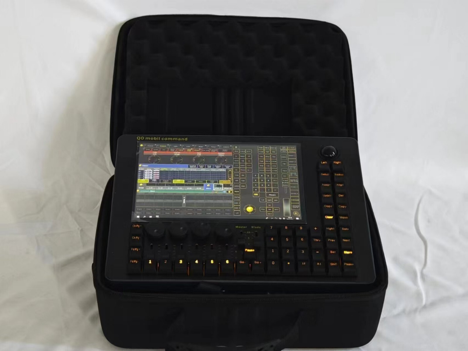 Q0 mobile command mini command on pc dmx light controller w/touch screen+bag