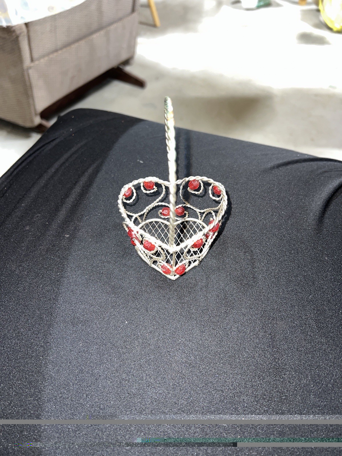 Metal Valentine Basket Twisted Wire Round Shaped With Red Accents