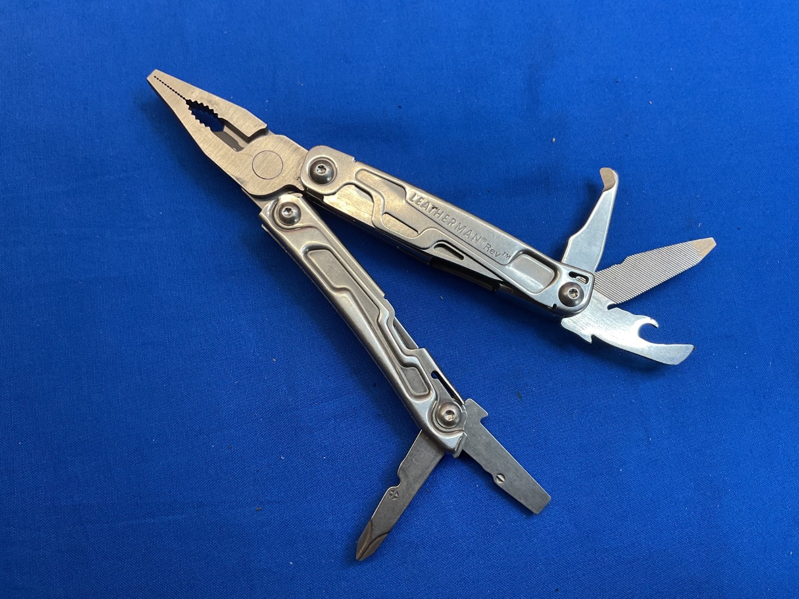 Leatherman Rev Multi-Tool Knife Plier 2023 Date Code