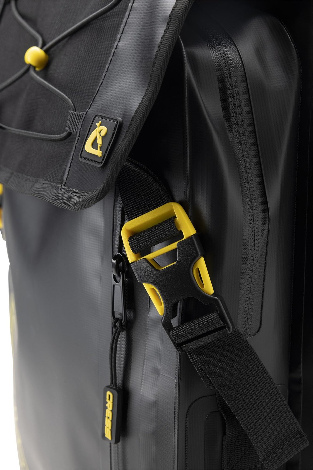 Cressi Venom Dry Backpack – Multiple Compartments for Holding Wetsuits and Sm...