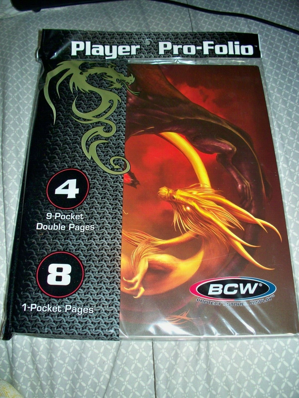 BCW D&D Pathfinder Player Character Pro Folio Binder Good vs Evil 12 Pages 1 & 9