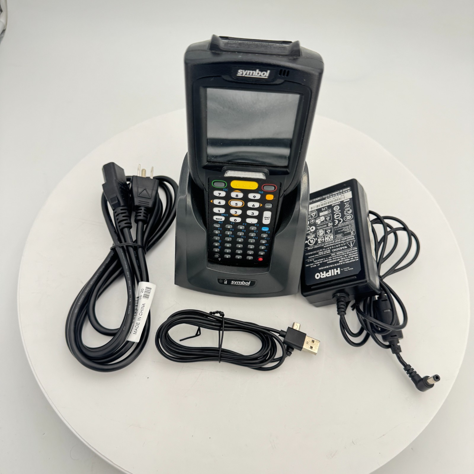 Symbol Technologies  MC32NO Barcode Scanner & Charger Cradle Used