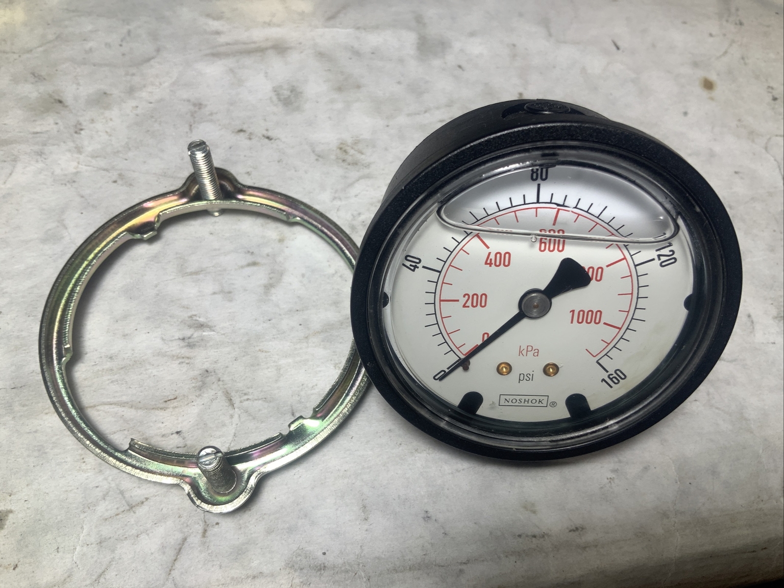 NOSHOK 160-PSI/KPA PRESSURE GAUGE Oil Filled 2-5/8” Diameter ￼