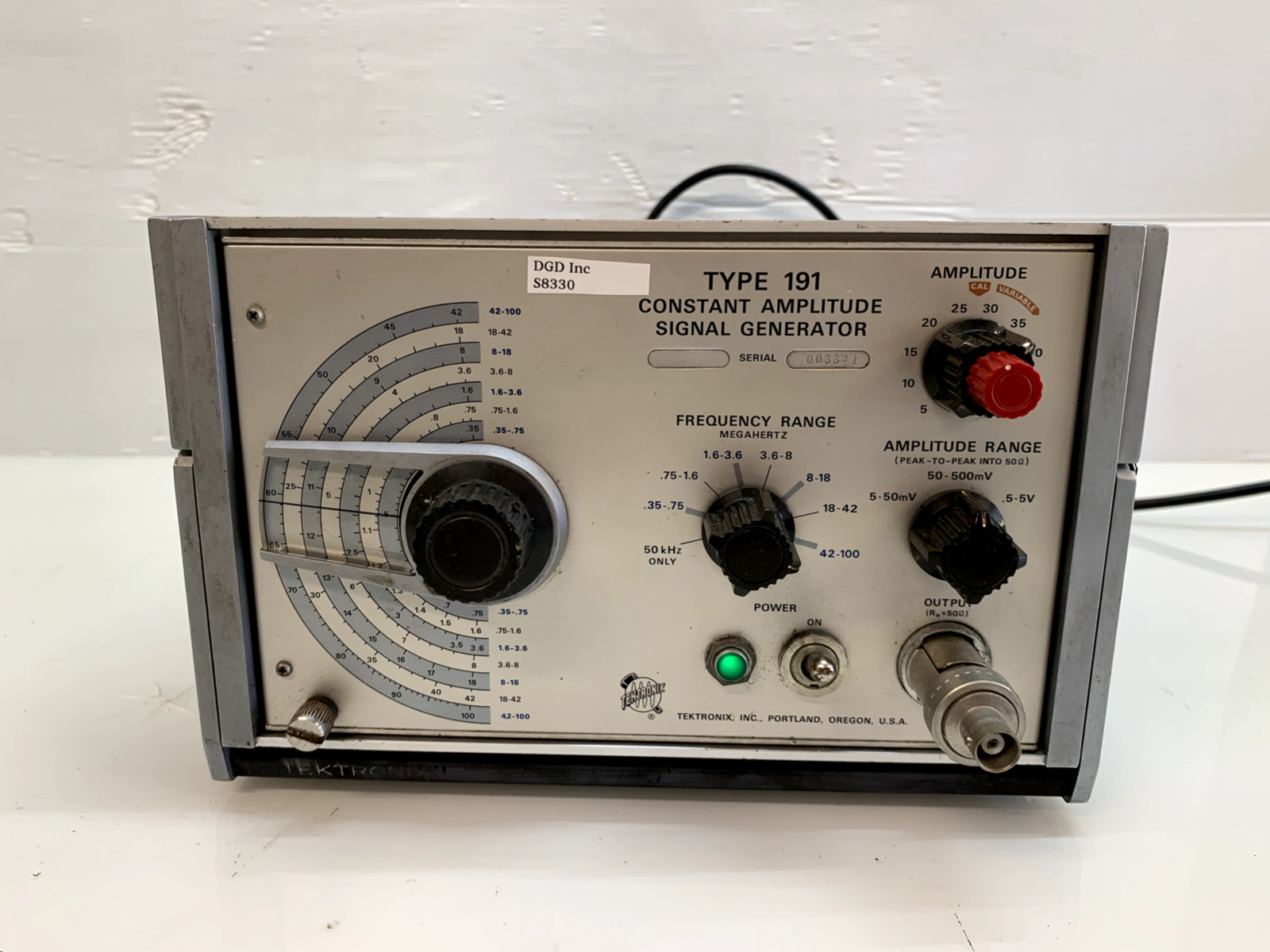 Tektronix Type 191 Constant Amplifier Signal Generator S8330