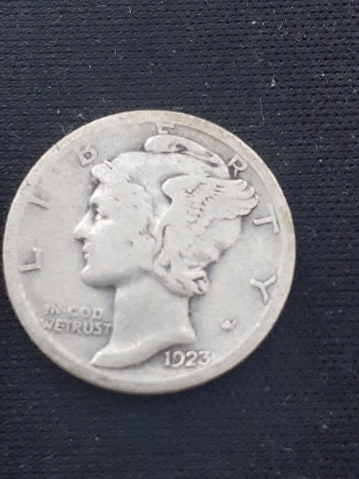 1923 MERCURY DIME    SILVER   GOOD