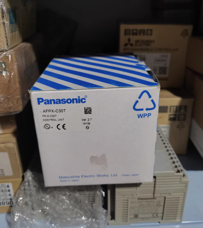 New Panasonic AFPX-C30T FP-X C30T AFPXC30T Control Unit Expedited Shipping
