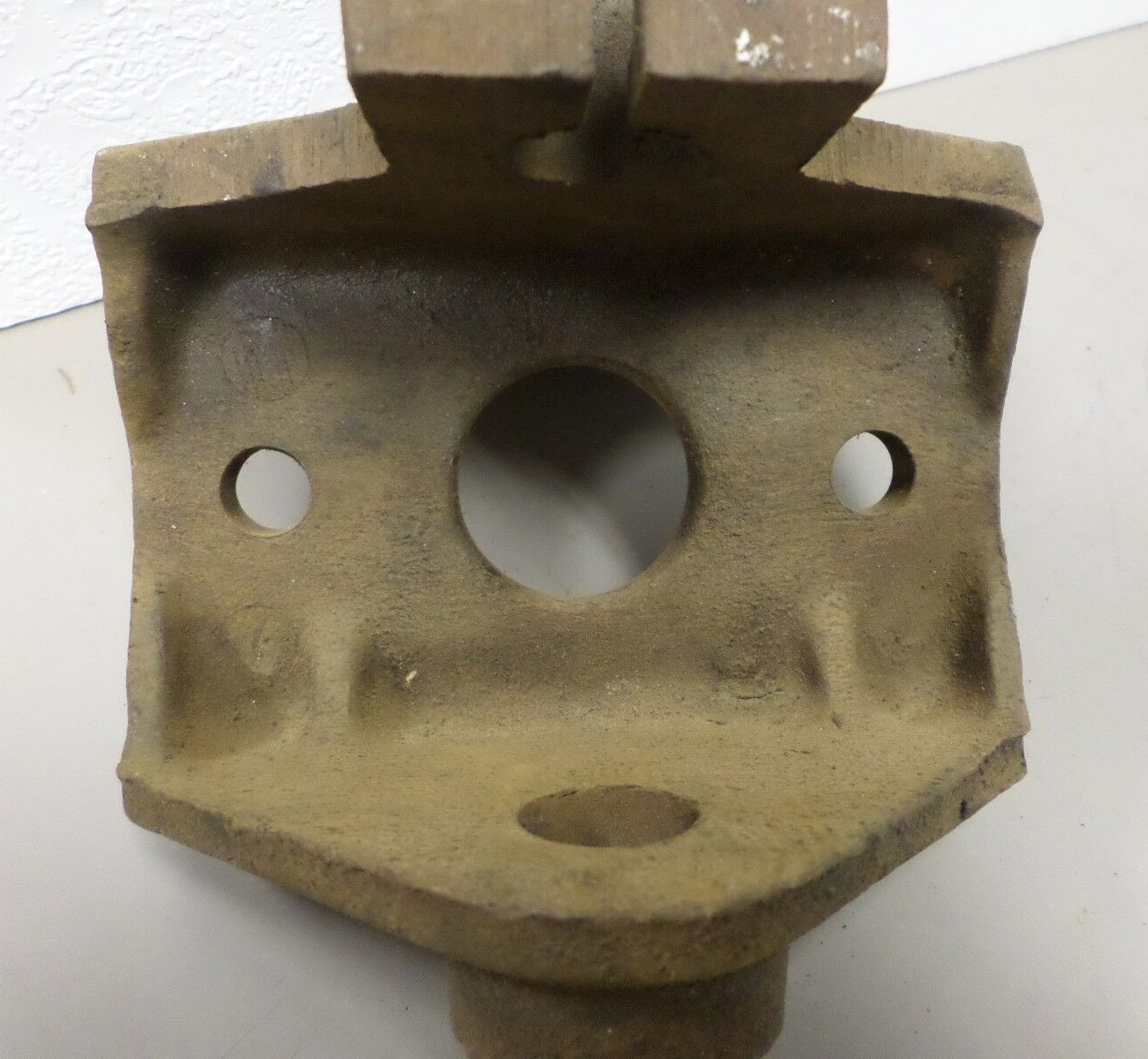 International IH Leaf Spring Hanger L-431