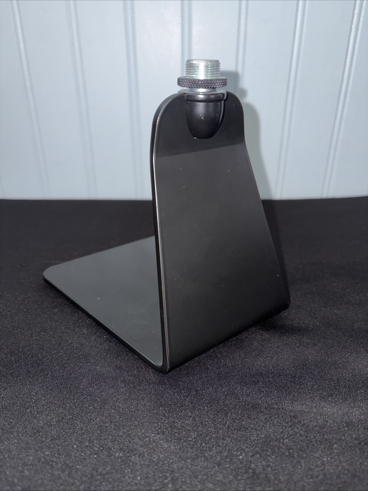 K&M 23250 Design Microphone Table Stand - Black