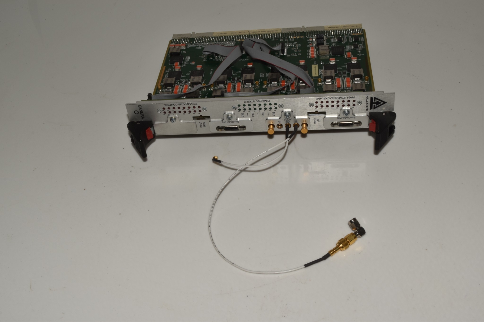 ^^ Nallatech Benera BOARD / MODULE w/ XILINX XCV600 Gate Array (SNF99)