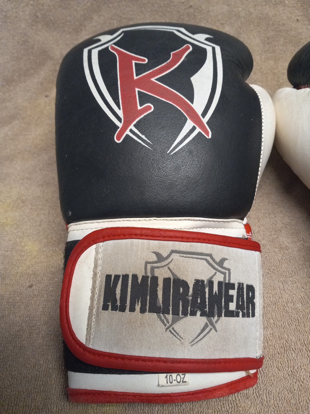 Kimlirawear 10oz Boxing Gloves