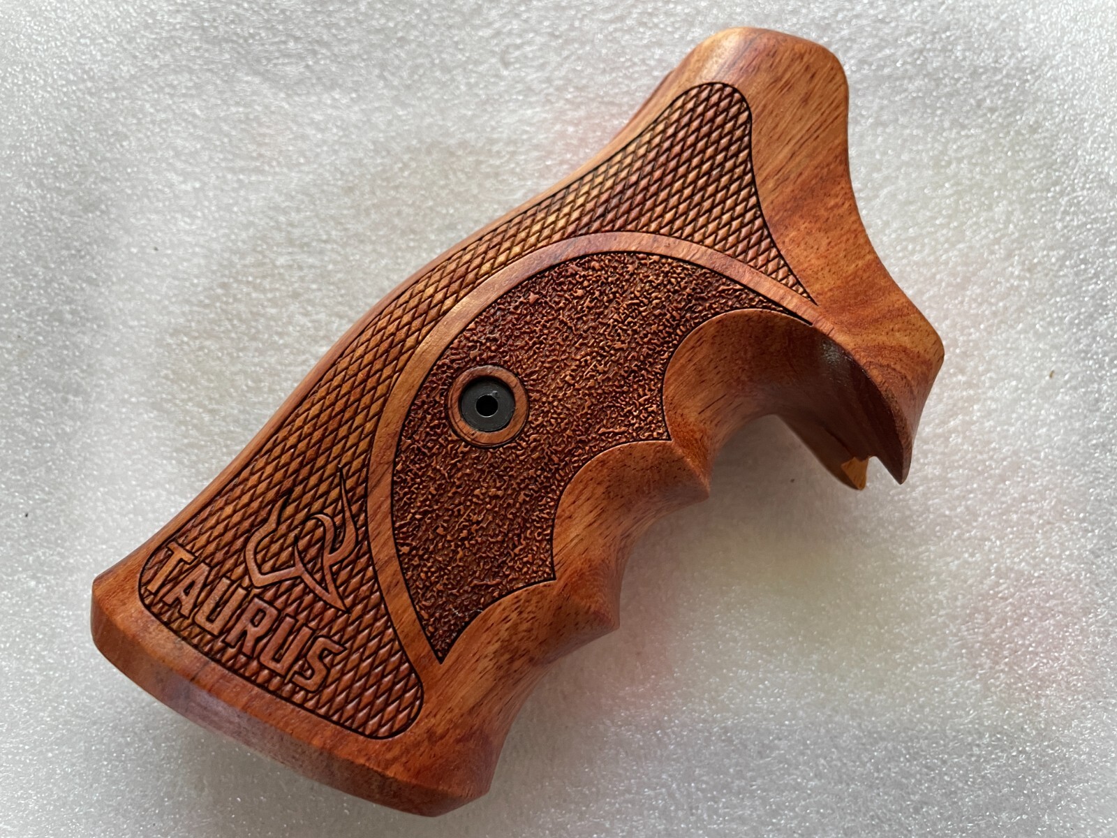 New Wood Grip For Taurus TRACKER/JUDGE 17 44 415 425 450 617 627 692 Checker 05