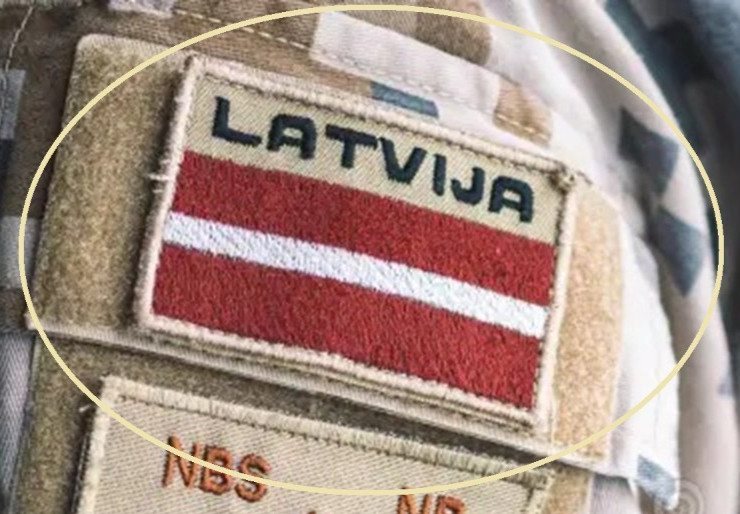 LATVIJAS ARMIJAS ĪPAŠIE SPĒKI LATVIAN SPECIAL FORCES vêlkrö PATCH: LATVIA FLAG