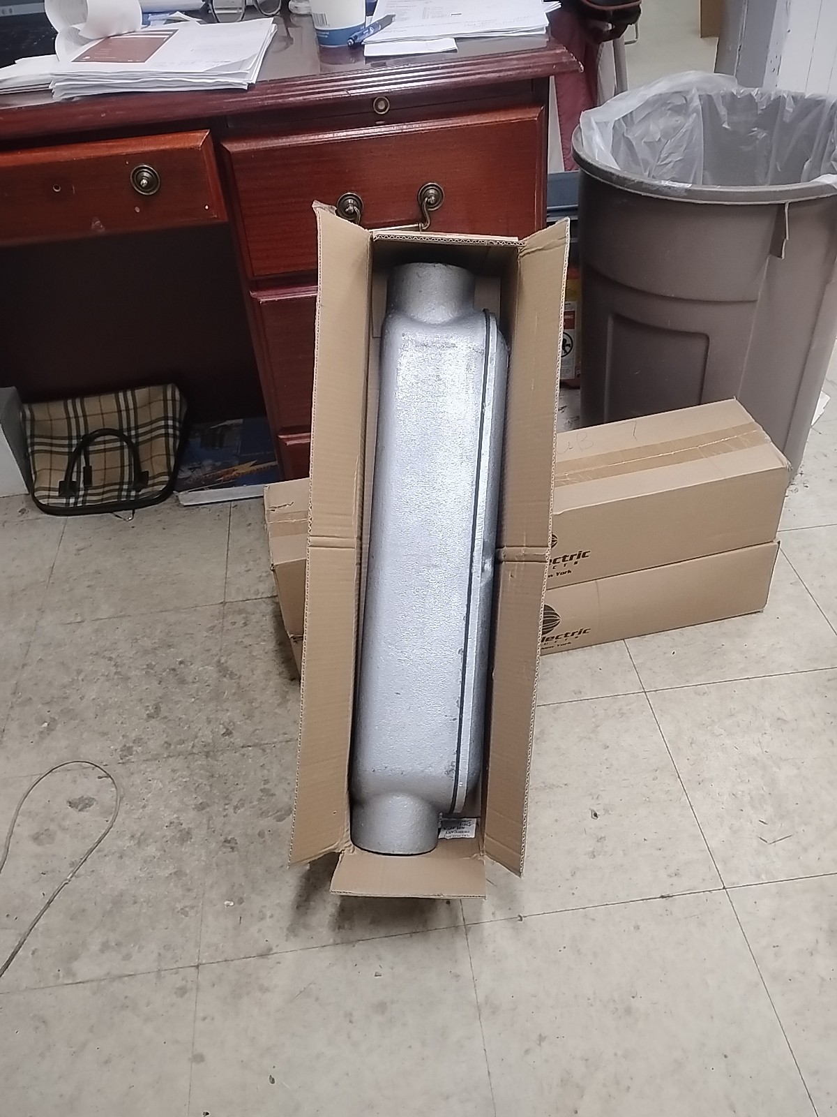 STEEL ELECTRIC MC300G MOGUL CONDUIT BODY W/ COVER/GASKET/ROLLER. NEW