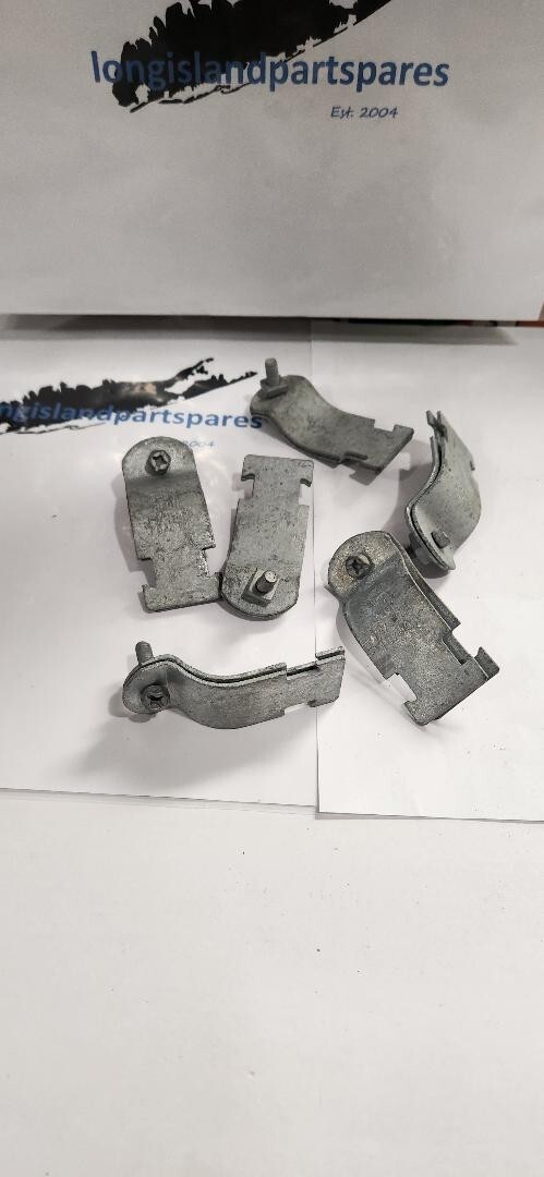 B-Line B2011 2-Piece Pipe Clamp ***6pcs