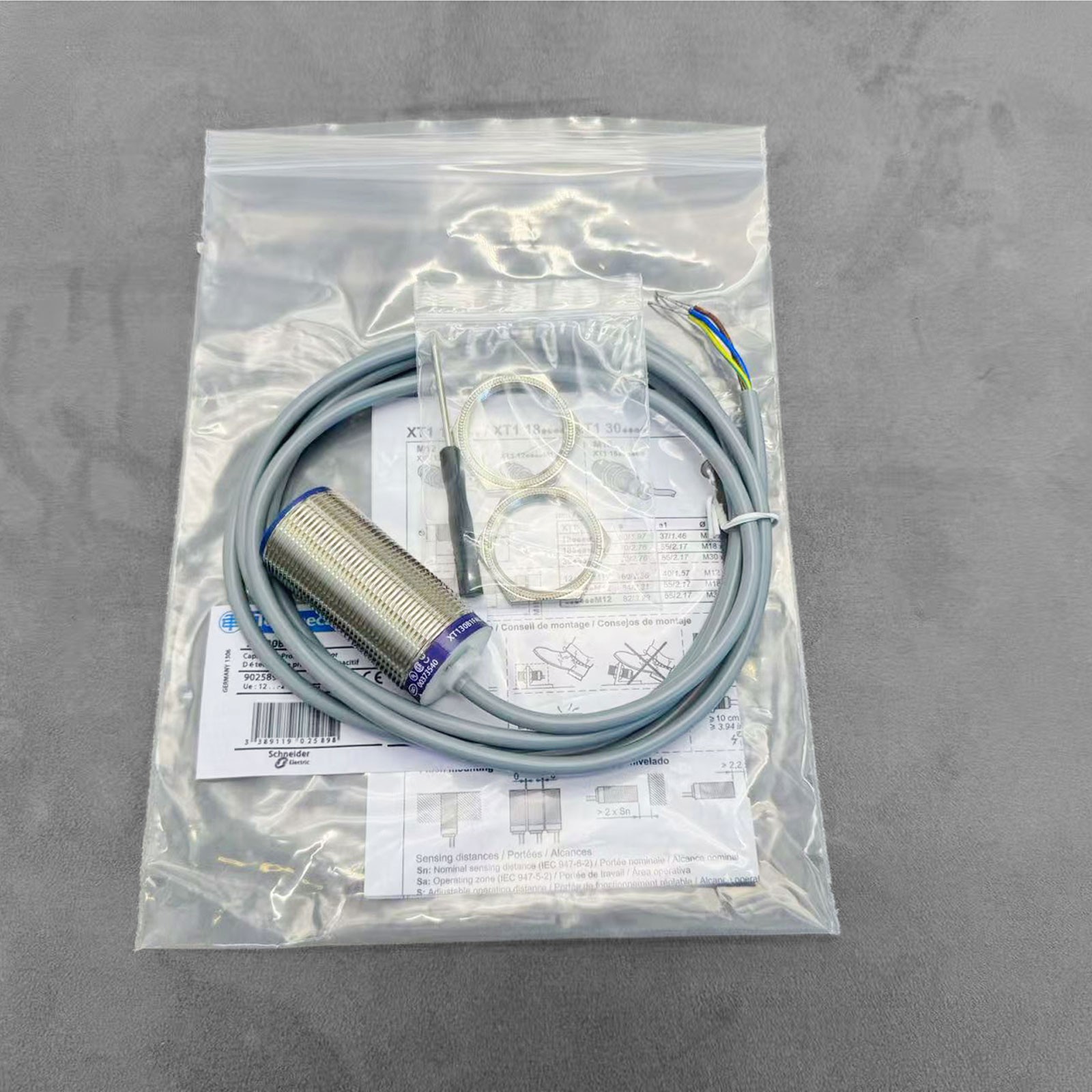 Brand New XT130B1FAL2 Proximity Switch Sensor for Schneider