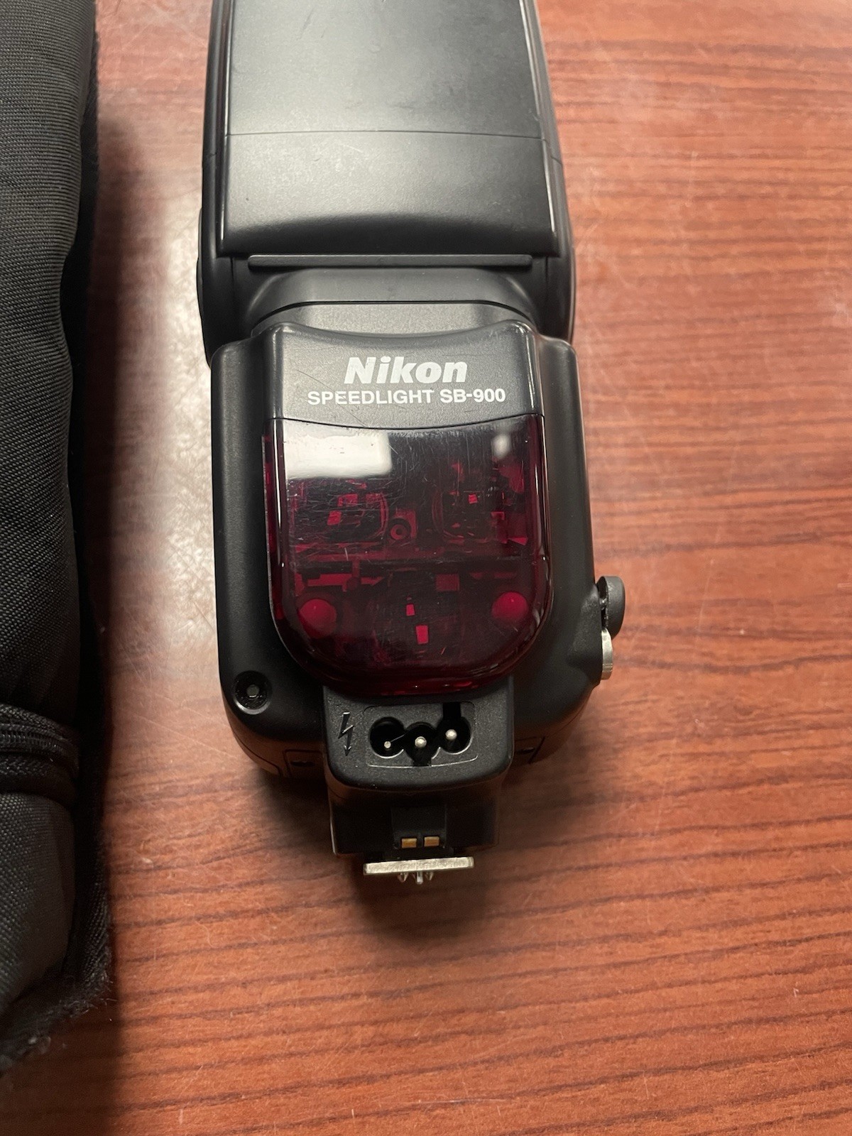 Nikon Speedlight SB-900 FOR PARTS