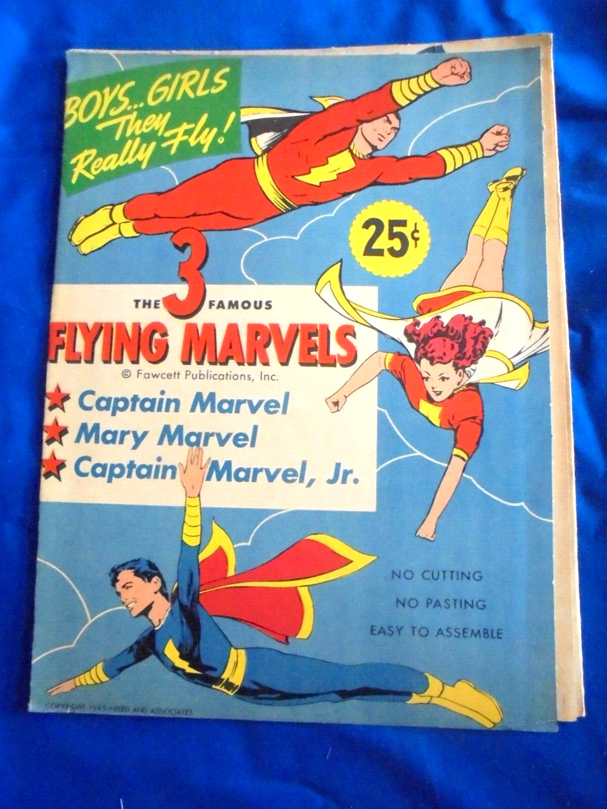 1945 Comic Character 3 Flying Captain Marvels Fawcett Publications Paper Toy NOS