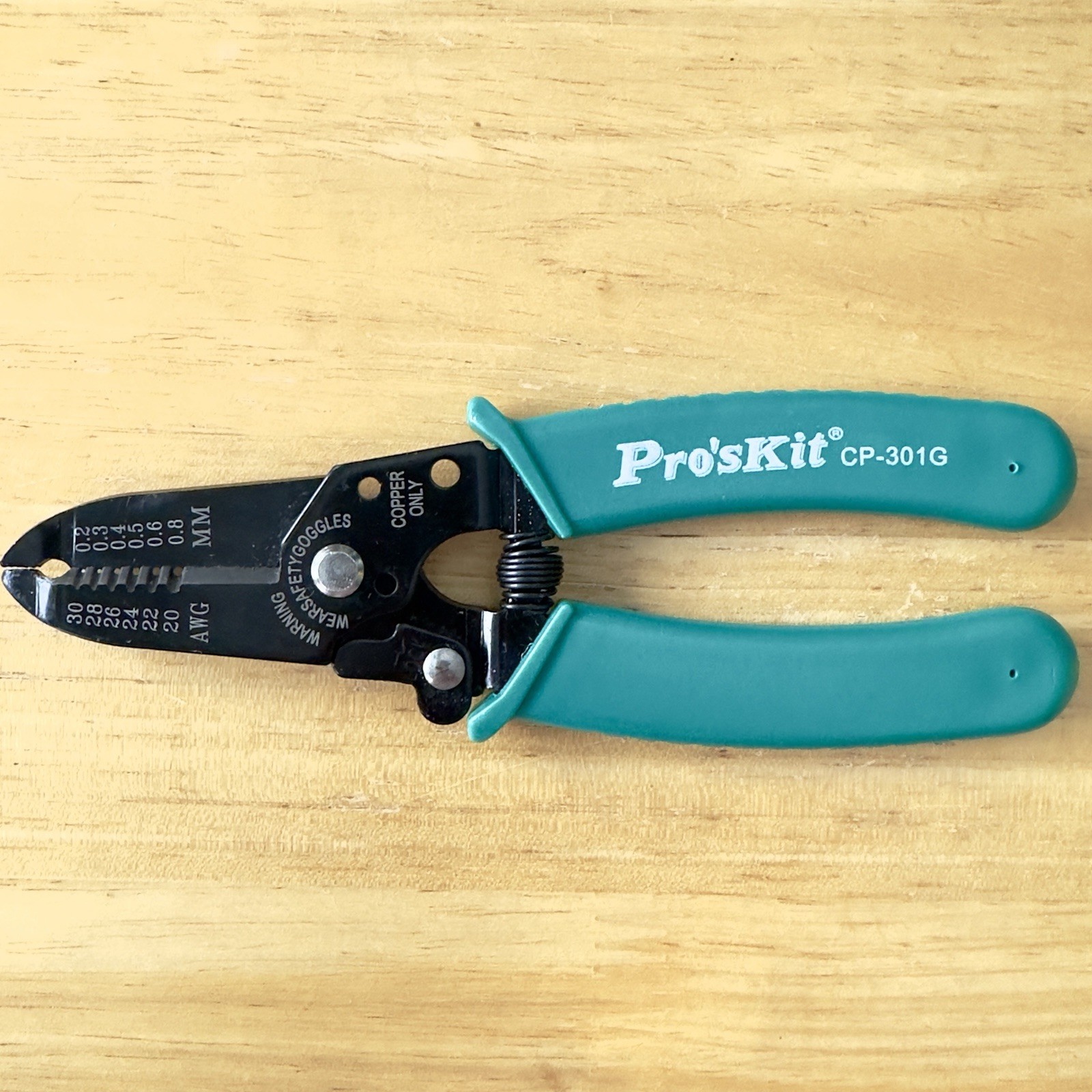 Pro'sKit CP-301G Precision Wire Stripper 30-20 AWG Copper Only 6” Preowned GC