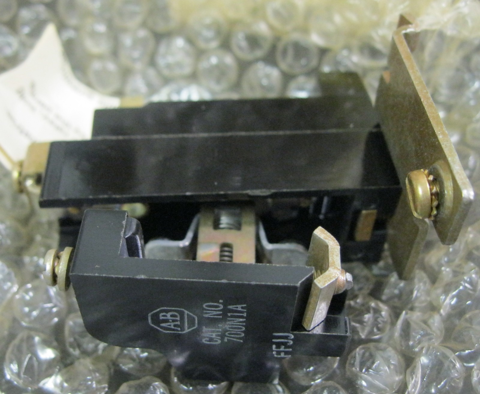 Allen-Bradley 700-N1 Left Hand Auxiliary Contact Series A