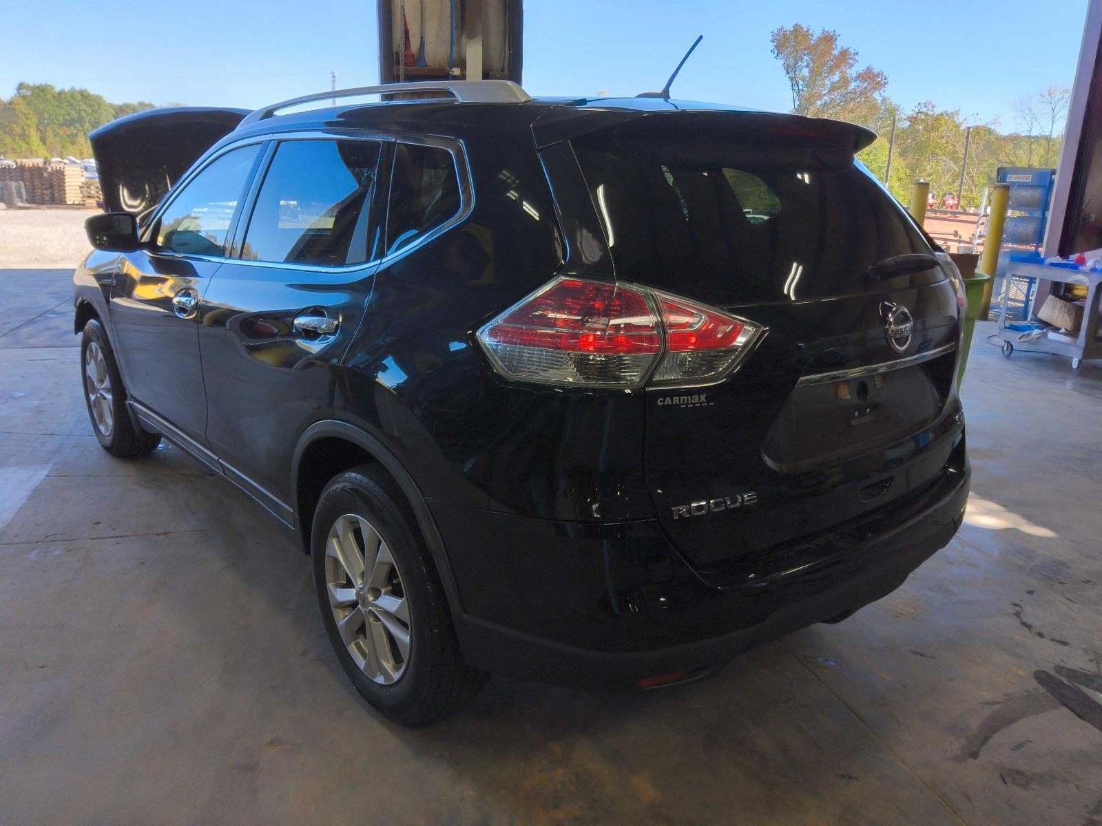 Used Battery Tray fits: 2014 Nissan Rogue  Grade A