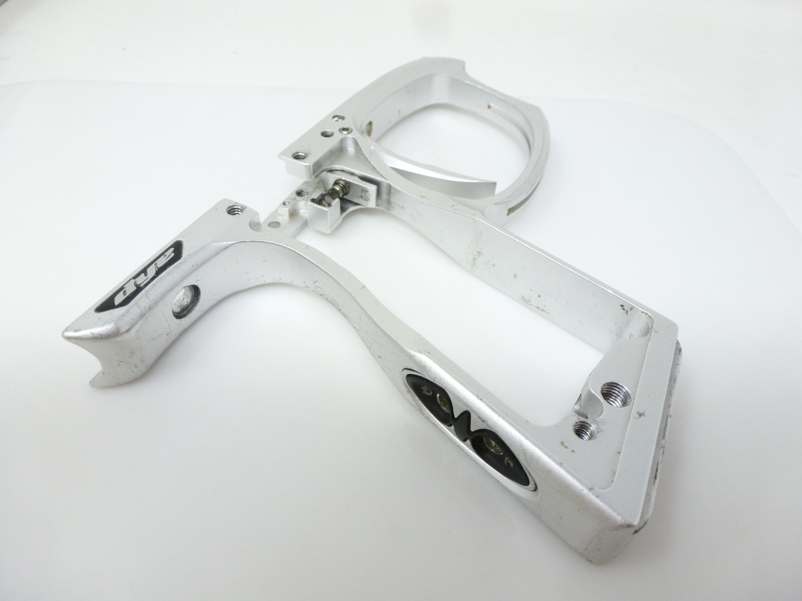 DYE DM8 ULTRALITE TRIGGER FRAME + UL TRIGGER DUST SILVER MATRIX PAINTBALL RARE