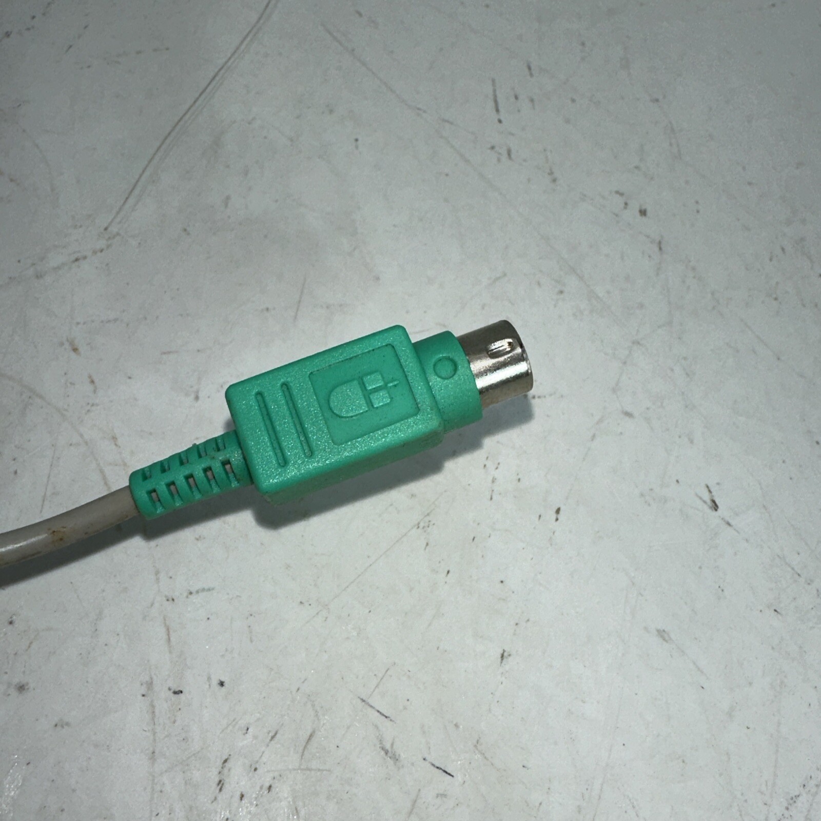 Universal 3 Button/Scroll Wheel PS/2 Compatible P/N: K19353