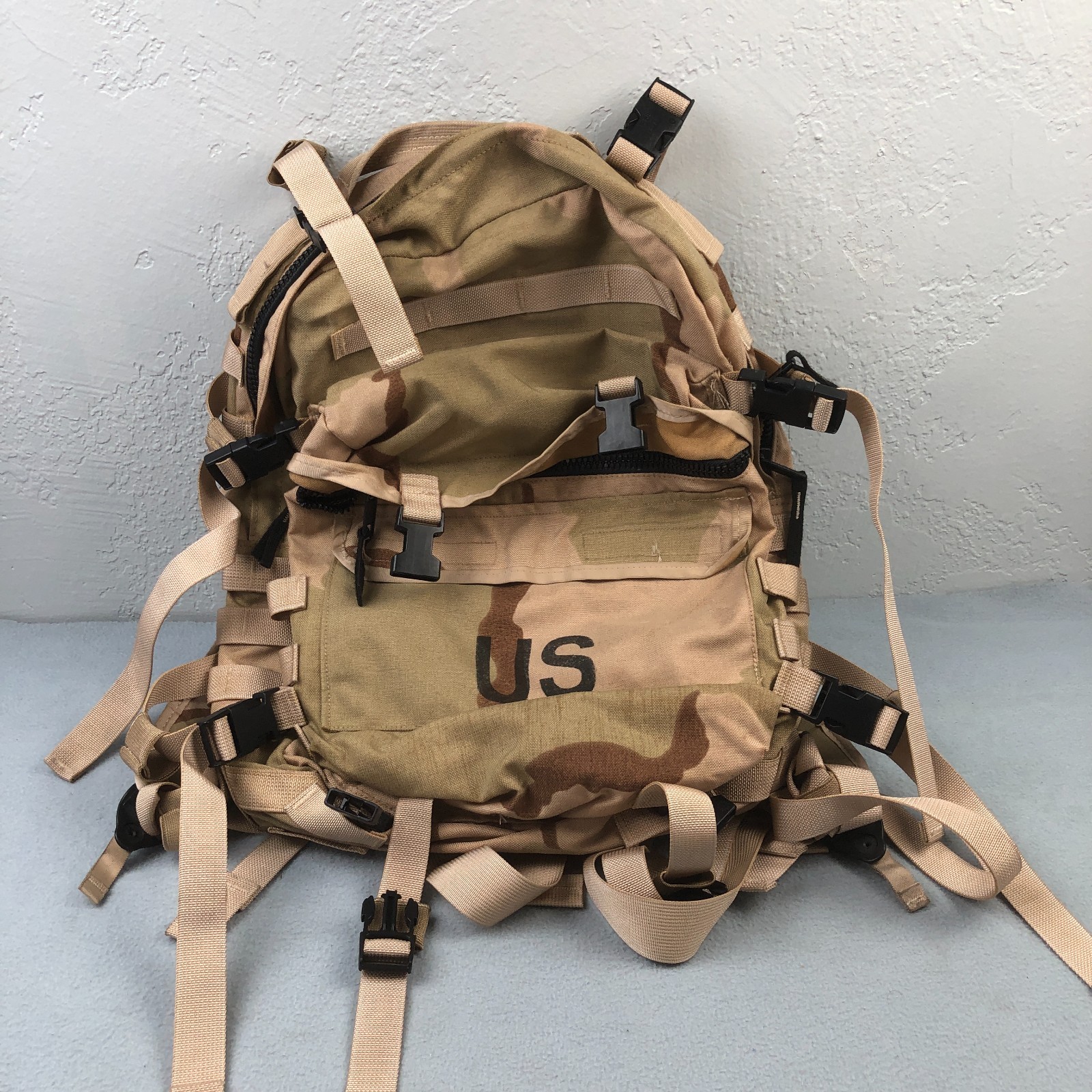 US Army Backpack SDS Large Assault Pack 4095 Desert Camo with Stiffener Combat