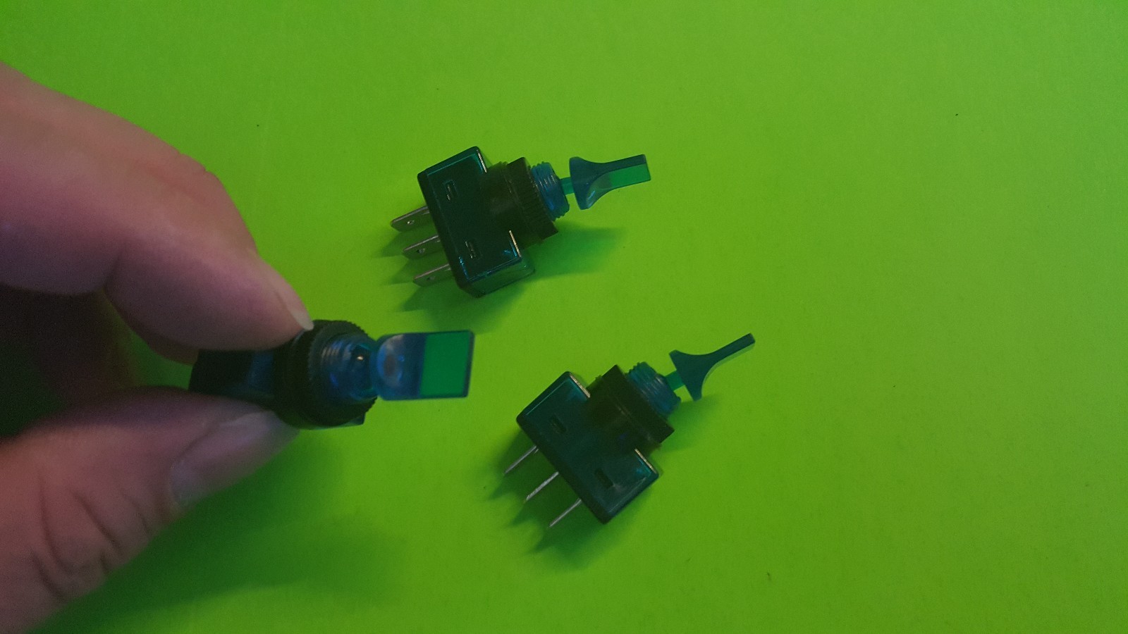 12VDC 20A Two Position ON/OFF SPST Mount Blue Light Toggle Switch - FAST SHIP