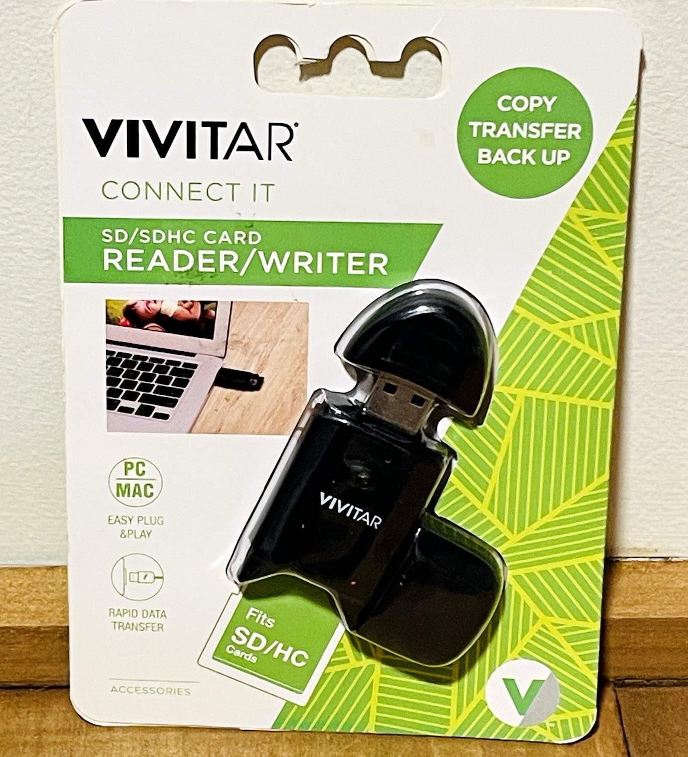 Vivitar Reader Writer SD/SDHC Card Back Up Transfer Copy PC MAC NEW