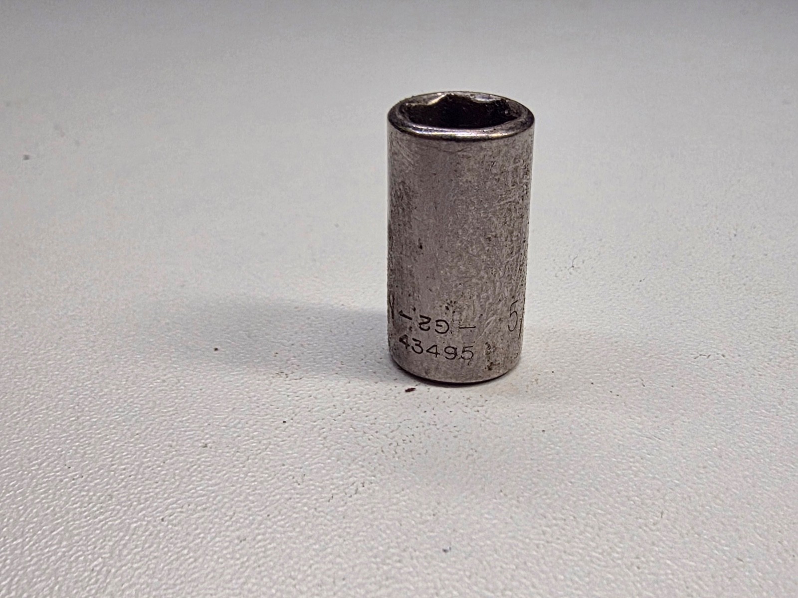 Craftsman Size  5/16" x 1/4" Drive 6 Point Socket 43495  Inverted G2