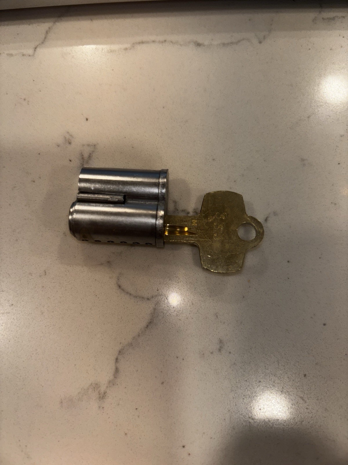 1 - BEST C BLANK CORE PIN 6 PIN 1 KEYS AND 1 CORE Code 333 LOCKSMITH