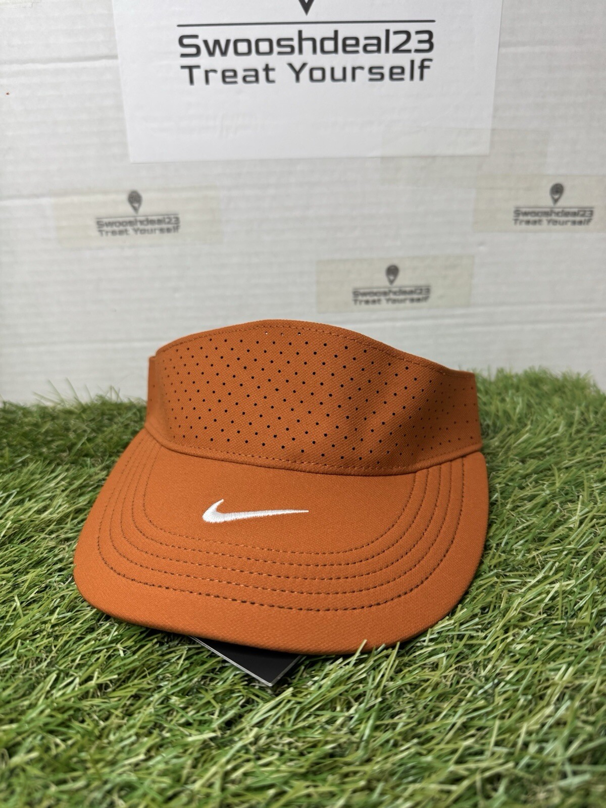 Nike Aerobill Visor Lightweight CU6570-802 Adult Adjustable Football OS