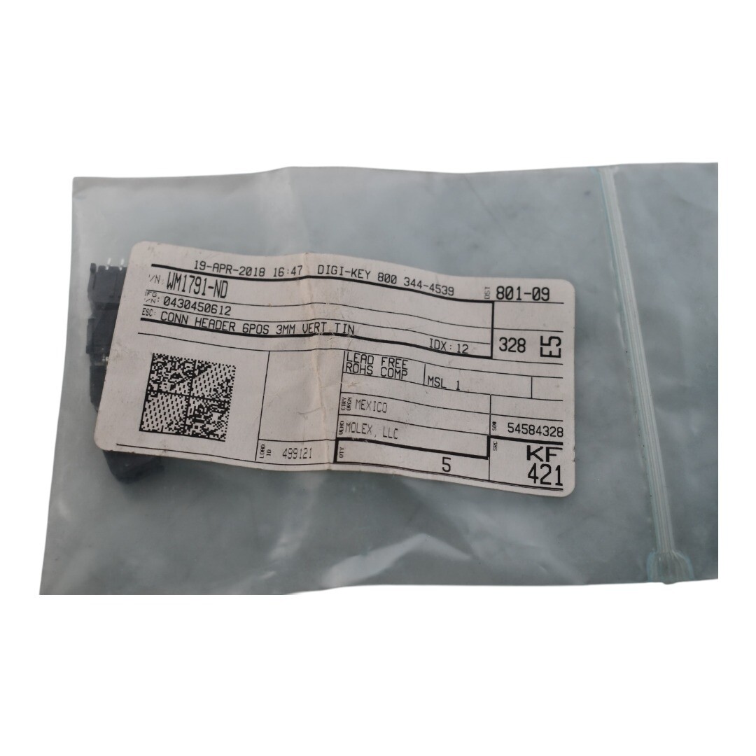 Pack of 4 NEW Molex 0430450612 Connector Header Through Hole 6 position 0.118''