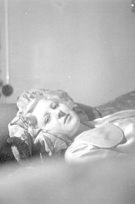 German WW II Photo   -   Eva Braun