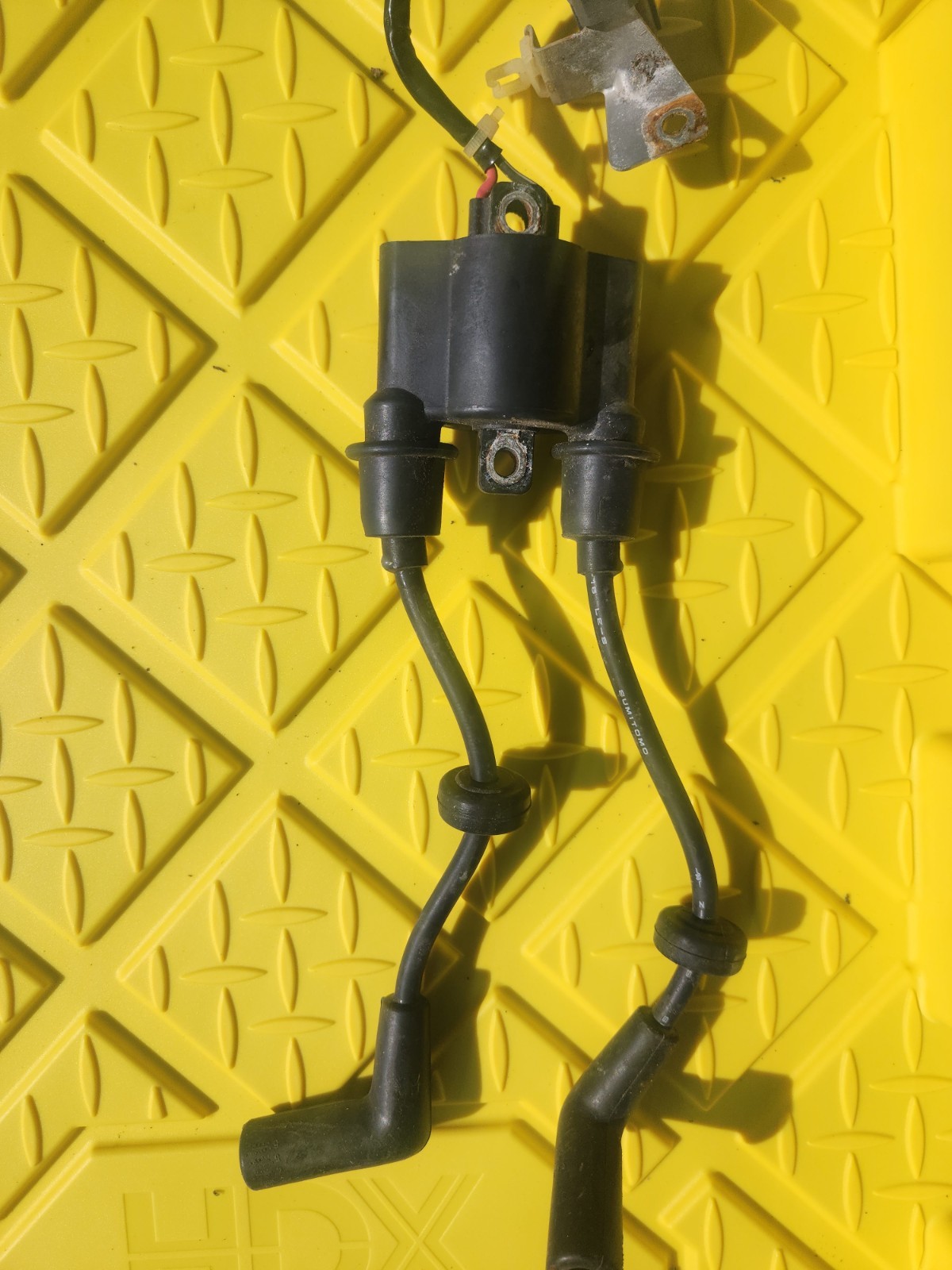 OEM Ignition Coil 4-stroke Yamaha Outboard   F6T557 50HP-150HP