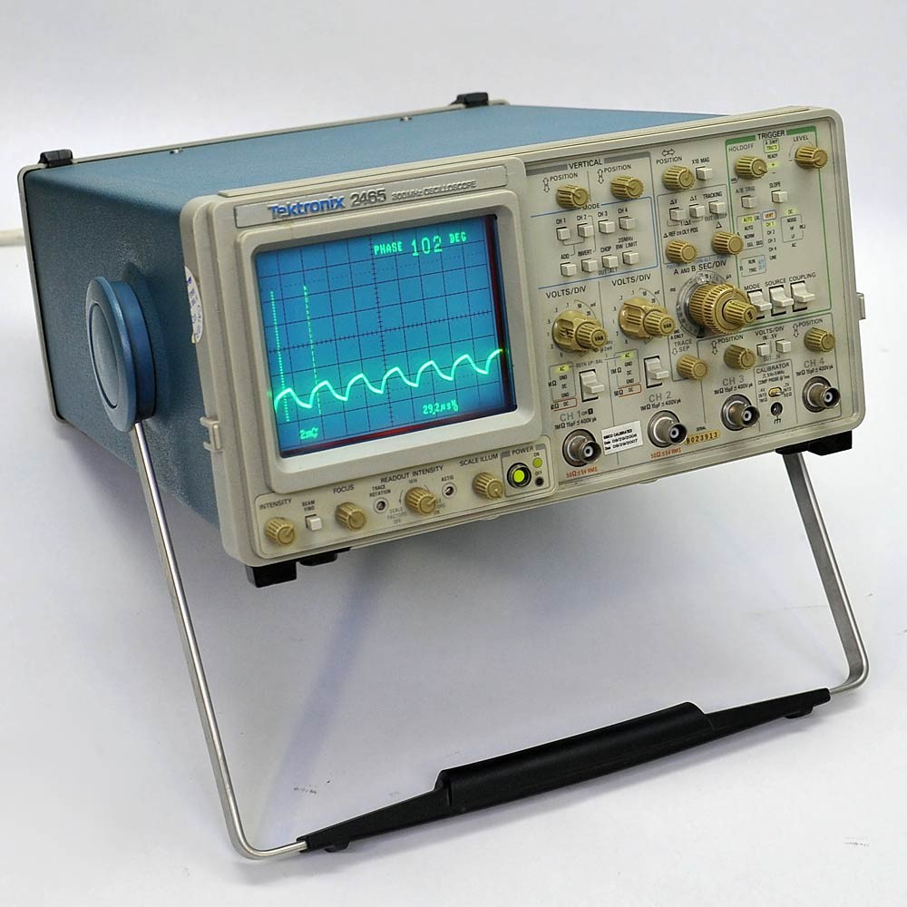 Tektronix 2465 4-channel 300Mhz Oscilloscope AS-IS Partially Working Gives Trace