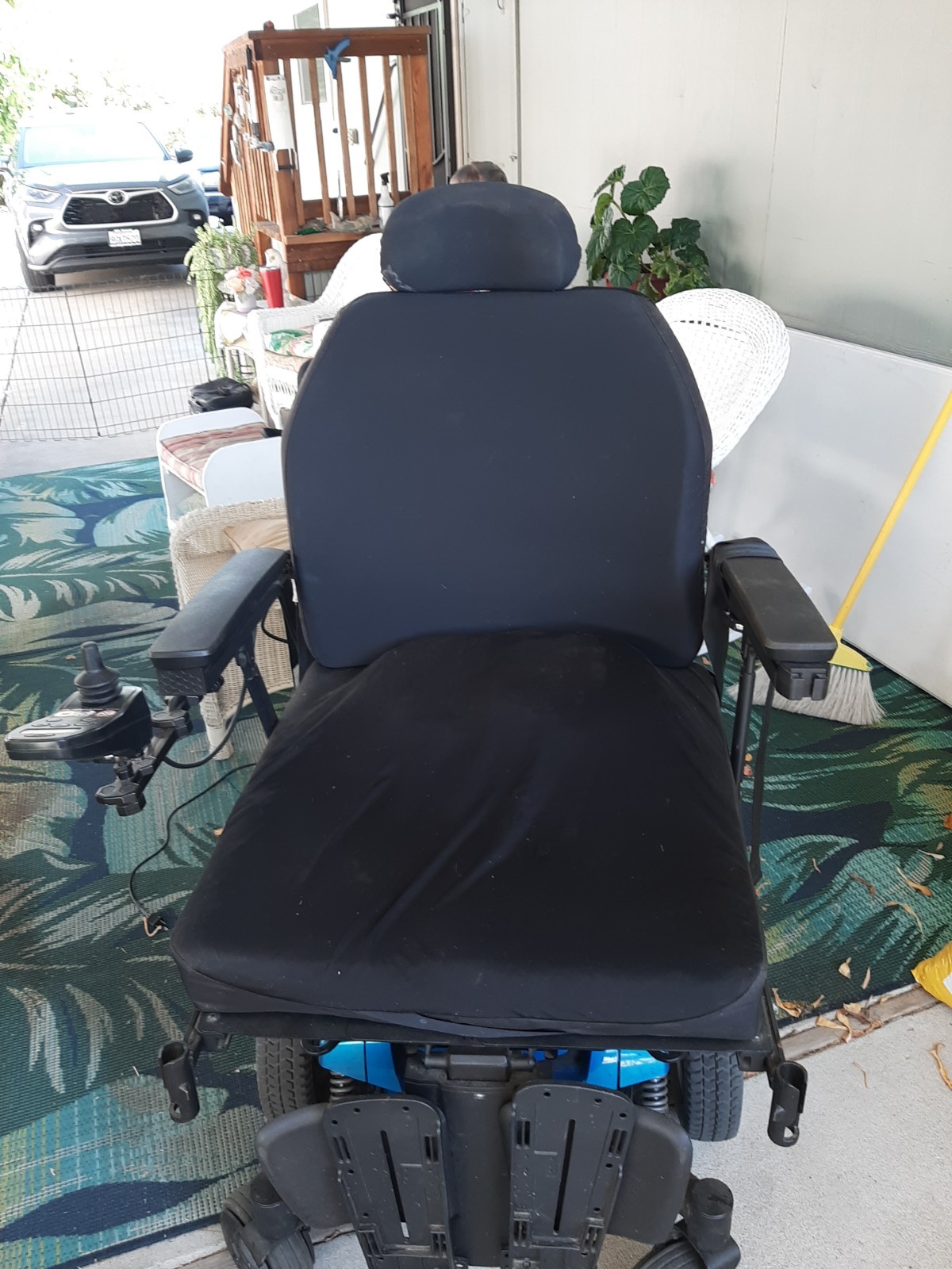 Mobility  Chair Battery Operated