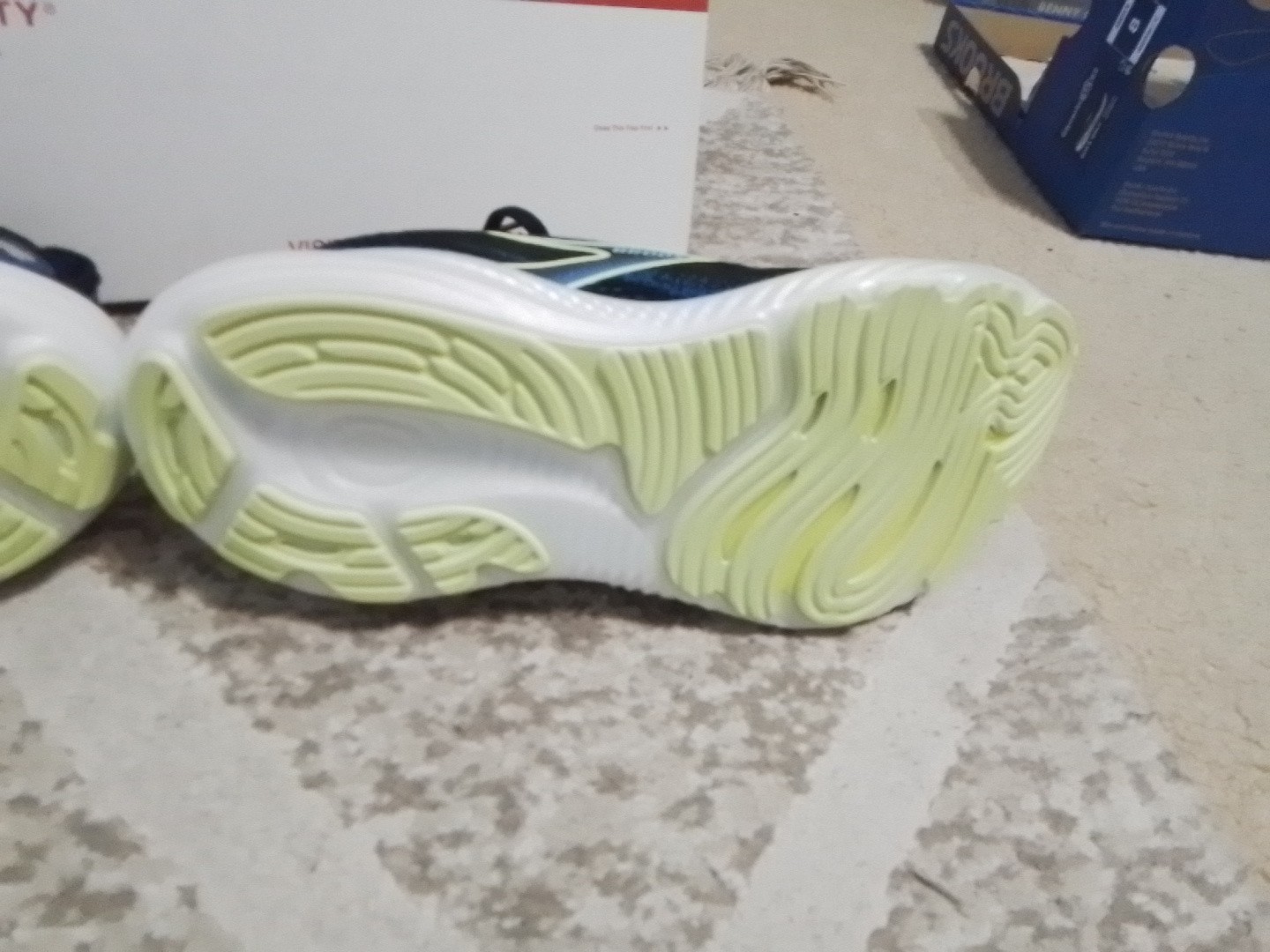 Brooks Glycerin GTS 22 Men's Shoes Size 8 B MEDIUM 1104461D002 BLACK COBALT NEO