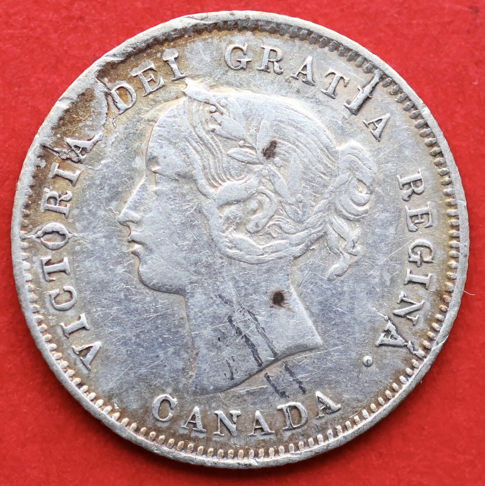 1870 Canada 5 Cents Major Die Break - VF/EF - Slightly Bent Lot#6341