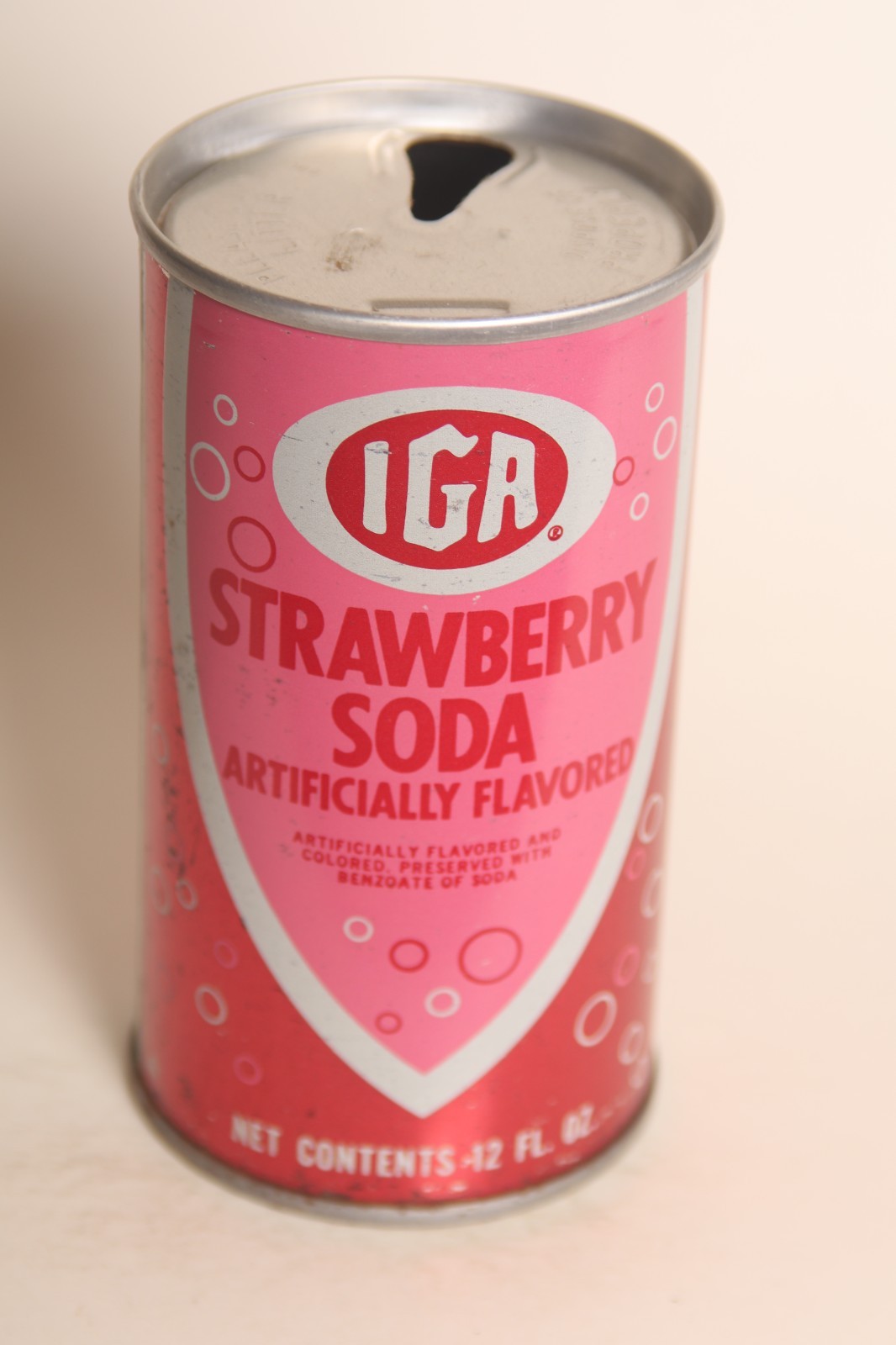 IGA Strawberry soda can