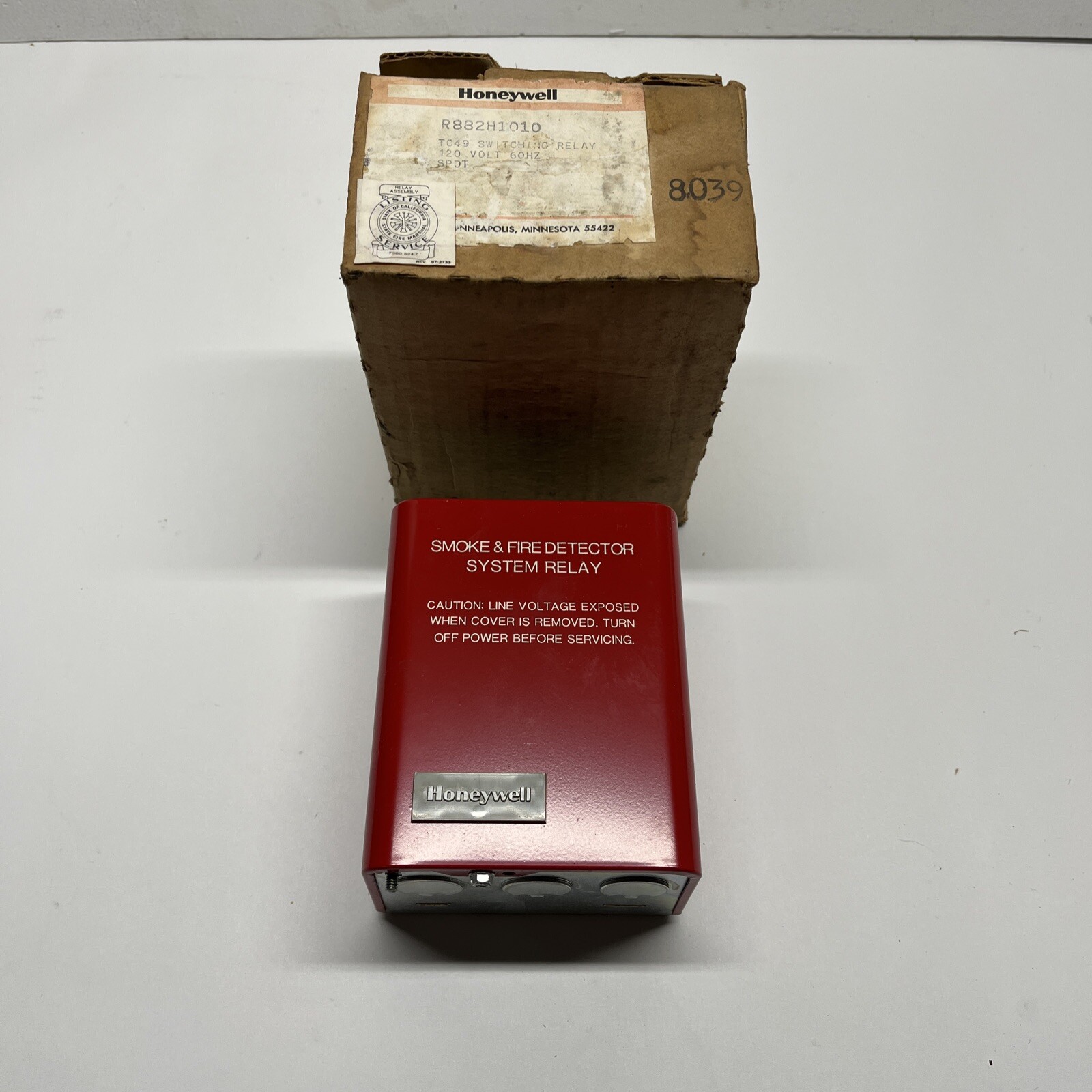 HONEYWELL SMOKE FIRE DETECTOR RELAY R882H-1010 120V NEW