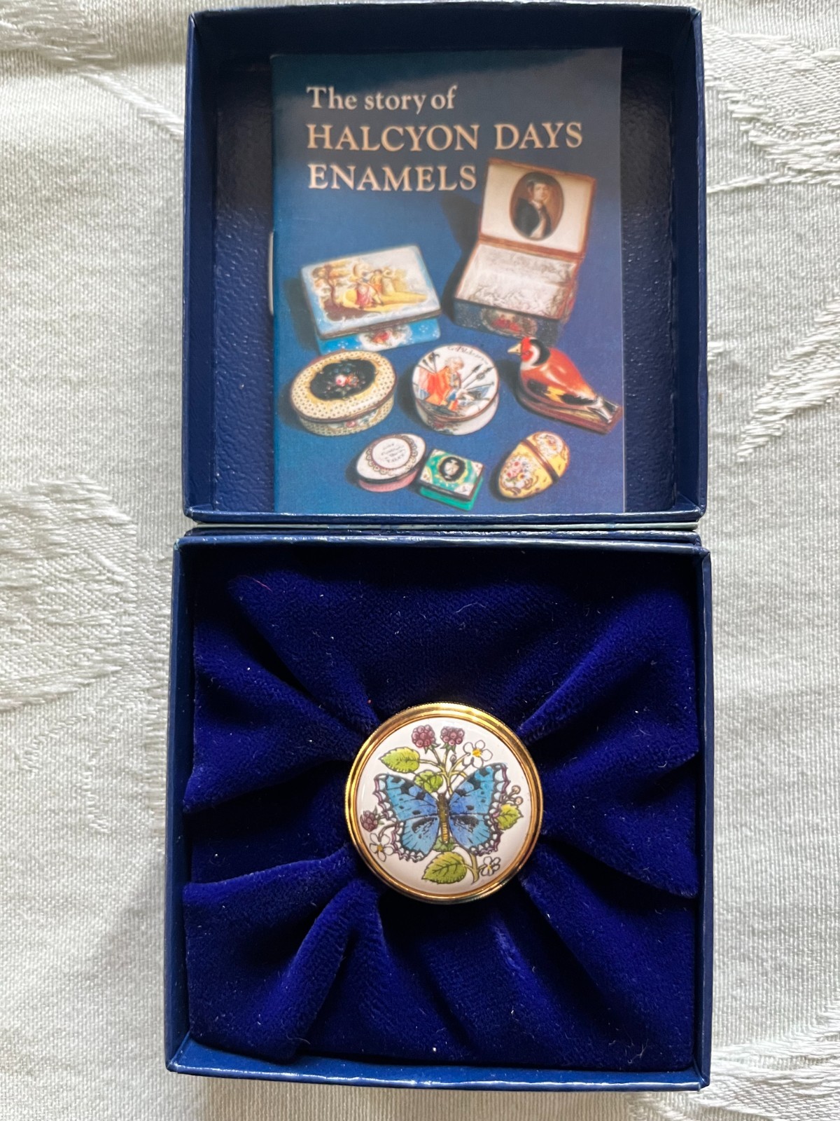 HALCYON Days English Enamel Box~ Butterfly & Lavender White Flowers Original Box