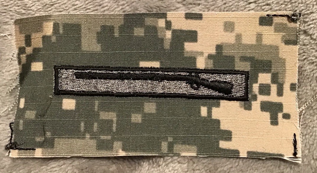 US Army Expert Infantryman Badge Insignia Universal Camouflage Pattern Patch