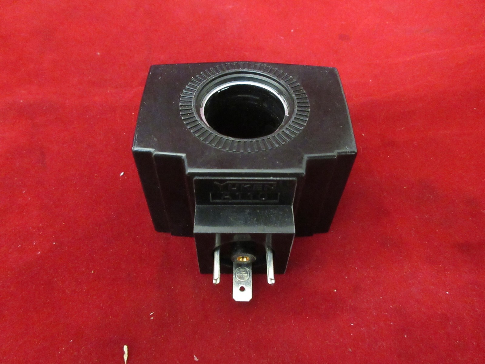 Yuken DSG-03-AC110V-N1 AC COIL 110V-PLUG TYPE Taiwan Made